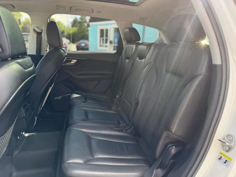Used 2018 Audi Q7 3.0T Premium Plus AWD/4WD image 11