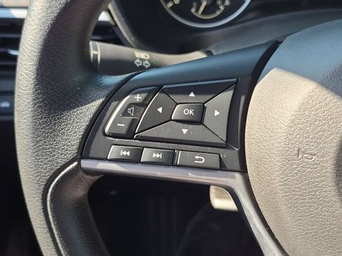 Used 2025 Nissan Altima 2.5 SV AWD/4WD image 21