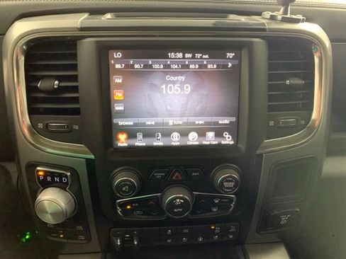 Used 2016 RAM 1500 Sport w/ Black Ram 1500 Sport Group AWD/4WD image 3