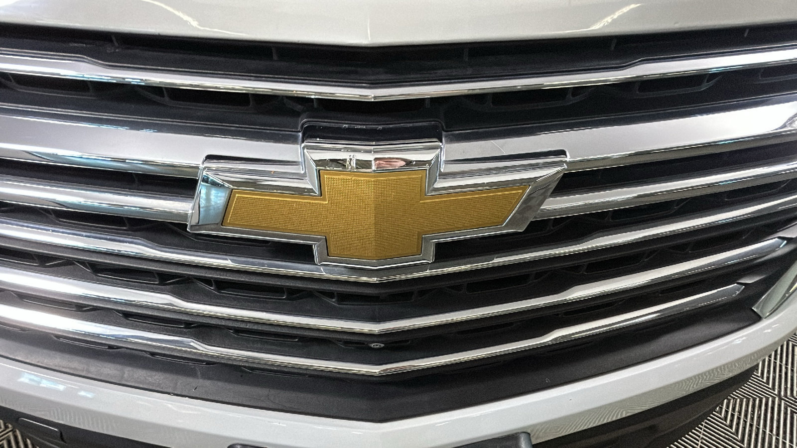 Used 2023 Chevrolet Traverse LT w/ LT Premium Package AWD/4WD image 10