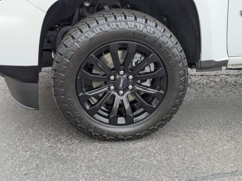 Used 2022 GMC Canyon Elevation RWD image 11
