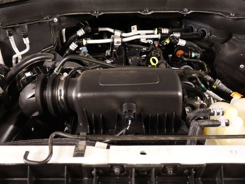 Used 2023 Ford Explorer XLT RWD image 20