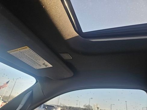 Used 2023 GMC Sierra 1500 AT4 w/ AT4 Premium Package image 21