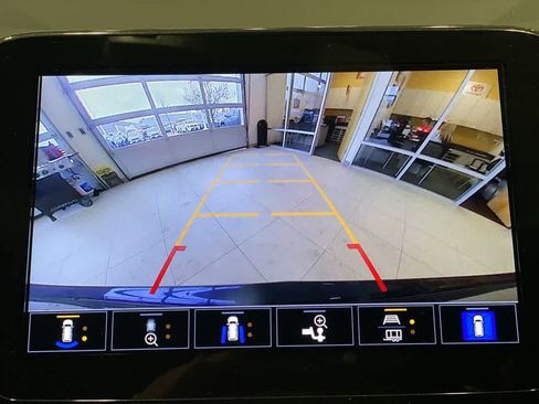 Used 2022 Chevrolet Equinox Premier image 20