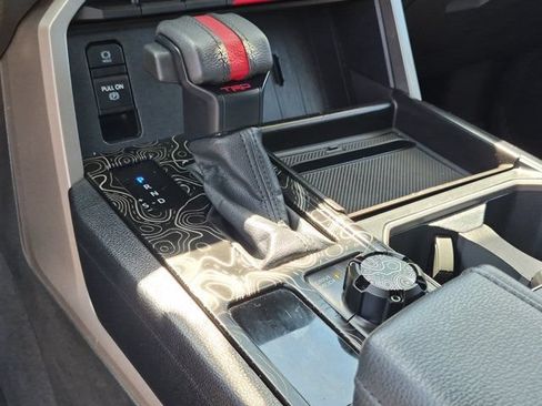 Used 2022 Toyota Tundra SR5 w/ Convenience Package RWD image 23