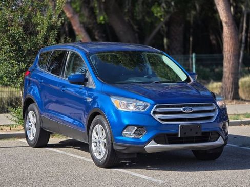 Used 2019 Ford Escape SE image 14