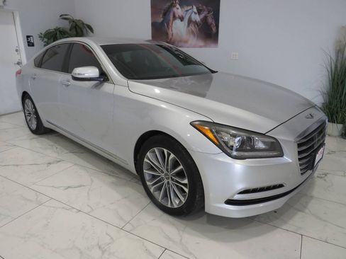 Used 2017 Genesis G80 3.8 RWD image 1