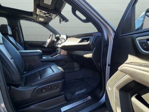 Used 2021 Chevrolet Tahoe High Country w/ Premium Package AWD/4WD image 24