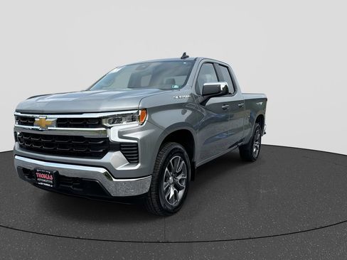 Used 2024 Chevrolet Silverado 1500 LT AWD/4WD image 10