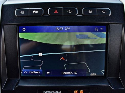 Used 2020 Ford F250 Platinum w/ FX4 Off-Road Package AWD/4WD image 32