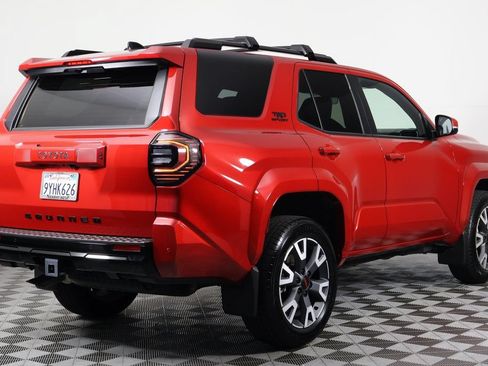 Used 2026 Toyota 4Runner TRD Sport AWD/4WD image 4