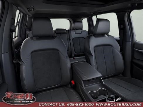 New 2026 Jeep Grand Cherokee Altitude AWD/4WD image 17