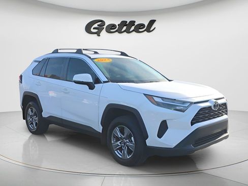 Used 2024 Toyota RAV4 XLE w/ Convenience Package FWD image 3