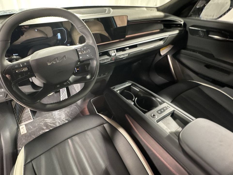 New 2026 Kia EV9 GT-Line AWD/4WD image 3