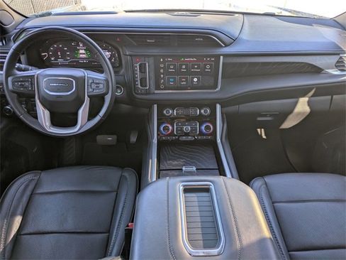 Used 2022 GMC Yukon Denali w/ Max Trailering Package image 17