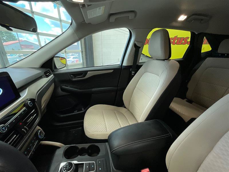 Used 2022 Ford Escape SE FWD image 12