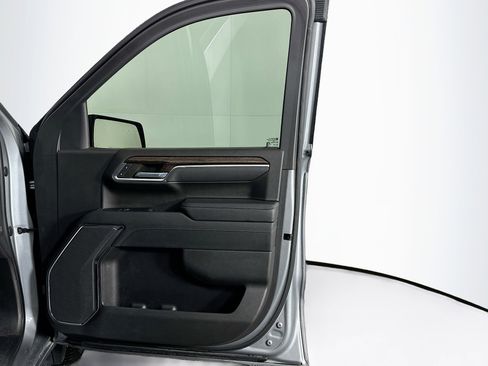 Used 2023 GMC Sierra 1500 Elevation image 32