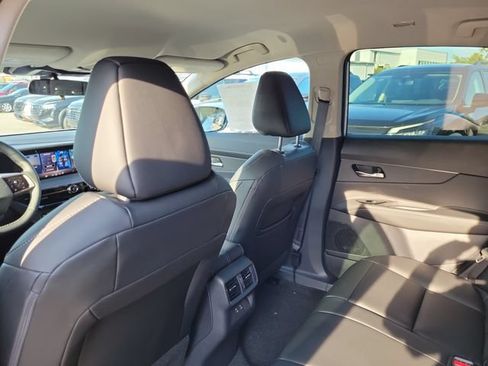 New 2026 Nissan Murano SV AWD/4WD image 12
