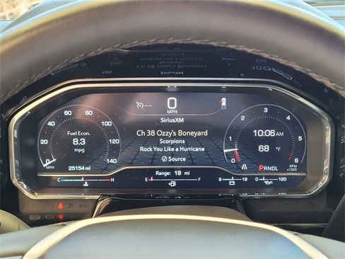 Used 2024 GMC Sierra 1500 SLT image 27