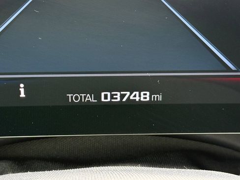 Used 2026 BMW M5 w/ Executive Package AWD/4WD image 23