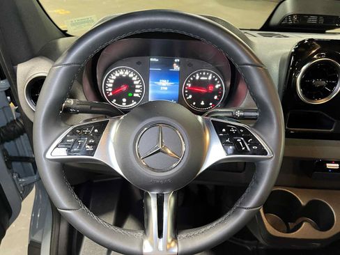Used 2026 Mercedes-Benz Sprinter 2500 image 25