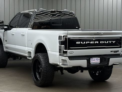 Used 2026 Ford F250 Platinum w/ FX4 Off-Road Package AWD/4WD image 3