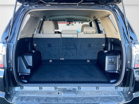 Used 2019 Toyota 4Runner SR5 image 27