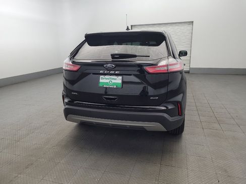Used 2023 Ford Edge SEL image 7