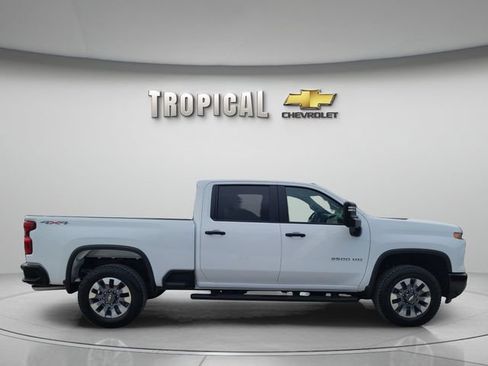 New 2026 Chevrolet Silverado 2500 Custom w/ Custom Value Package AWD/4WD image 6