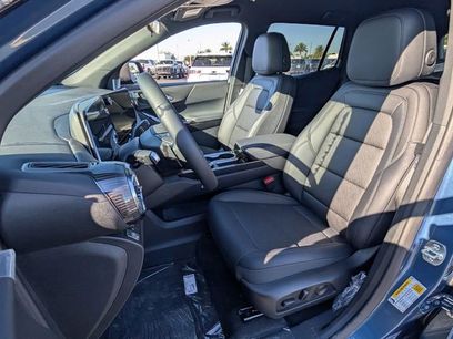 New 2026 Chevrolet Equinox LT w/ Convenience Package II