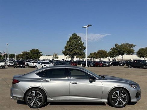 New 2025 Acura TLX w/ Technology Package image 3