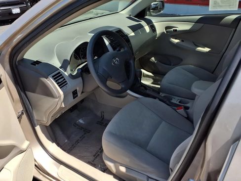 Used 2009 Toyota Corolla LE FWD image 16