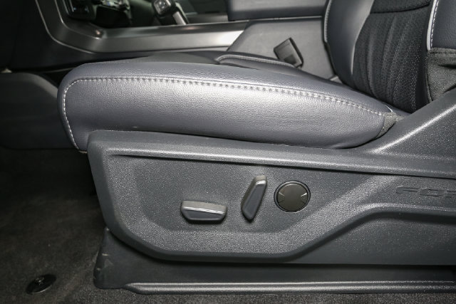 Used 2026 Ford F150 Lariat AWD/4WD image 41