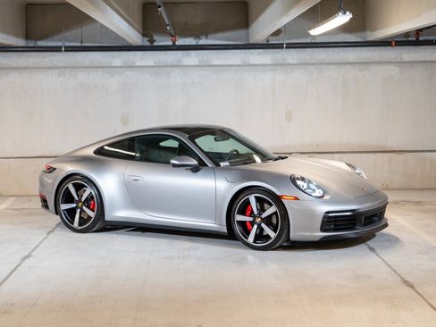 Certified 2022 Porsche 911 Carrera S RWD image 9