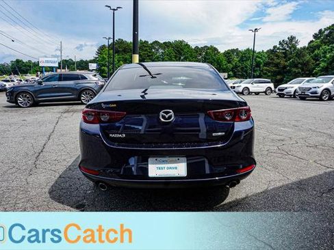 Used 2019 MAZDA MAZDA3 Sedan FWD image 14