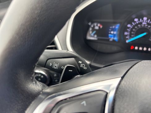 Used 2019 Ford Edge SEL w/ Equipment Group 201A AWD/4WD image 26