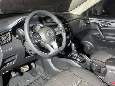 Used 2017 Nissan Rogue S AWD/4WD image 21