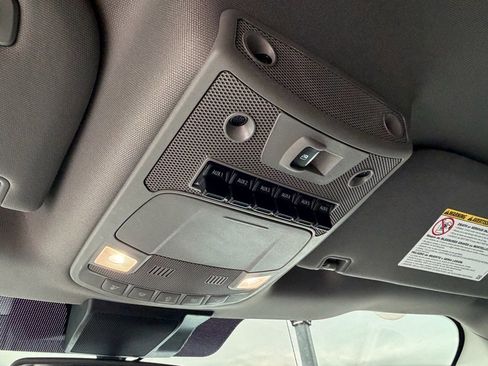 Used 2021 Ford F250 Lariat w/ Lariat Ultimate Package image 27