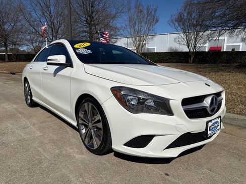 Used 2015 Mercedes-Benz CLA 250 image 1