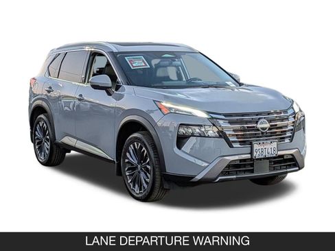 Certified 2025 Nissan Rogue SL w/ Tech Package image 2