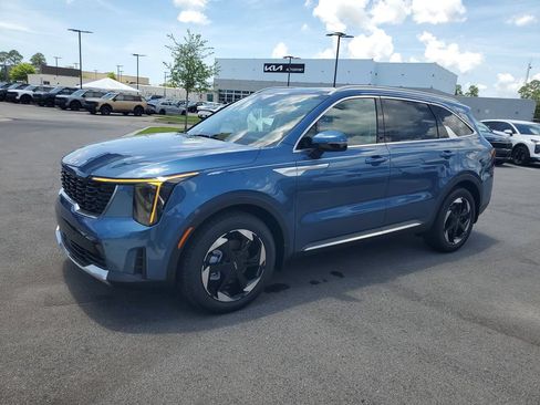 New 2026 Kia Sorento EX w/ EX Premium Package FWD image 2