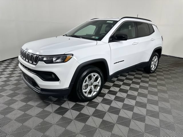 Certified 2024 Jeep Compass Latitude AWD/4WD image 23