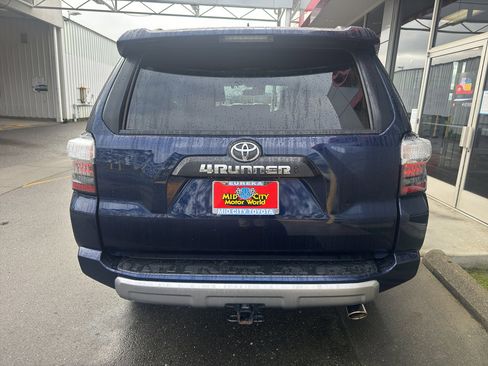 Used 2021 Toyota 4Runner TRD Off-Road Premium image 34
