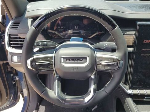New 2026 GMC Acadia Denali w/ Super Cruise Package FWD image 21