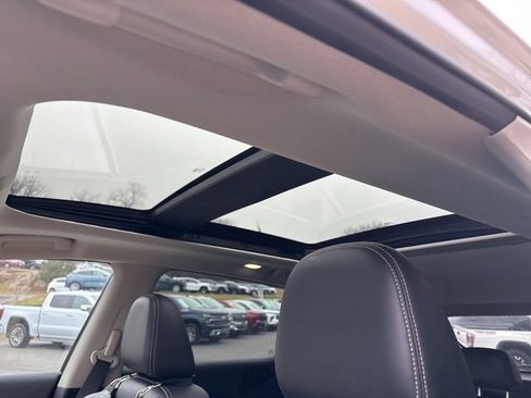 Used 2021 Nissan Murano SL w/ SL Moonroof Package image 5