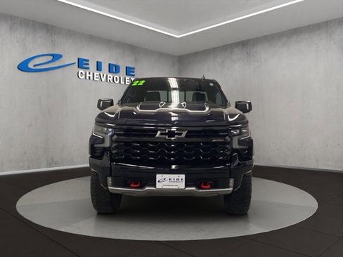Used 2022 Chevrolet Silverado 1500 ZR2 w/ Technology Package image 6