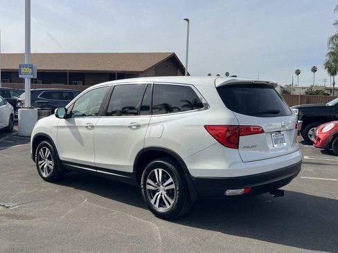 Certified 2018 Honda Pilot EX image 3