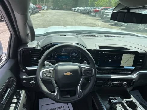 New 2026 Chevrolet Silverado 1500 LTZ w/ LTZ Premium Package AWD/4WD image 28