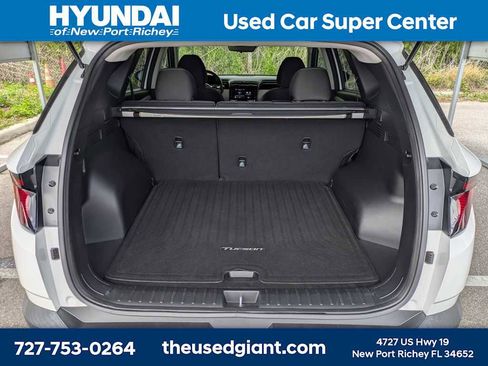 Used 2024 Hyundai Tucson SE FWD image 12