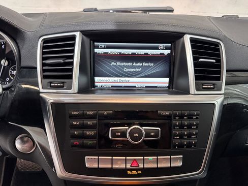 Used 2016 Mercedes-Benz GL 450 4MATIC image 43